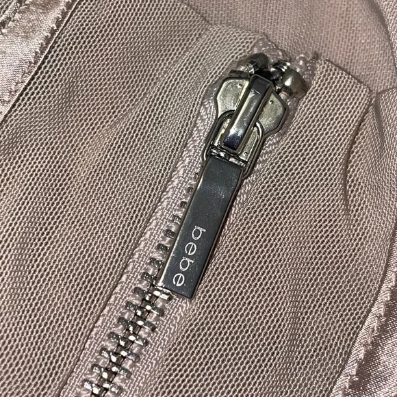 NWOT Bebe Bustier Corset Strapless Top Metallic Cream Jeweled Size Medium - Picture 3 of 9